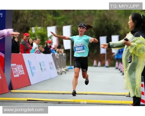 西安飞盘队在马拉松大满贯中的耐力挑战与精彩表现分析